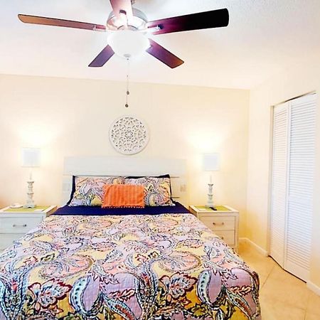 Paradise Sol 2Bd2Ba Condo On Golf Course Near Bch St. Petersburg Exterior photo