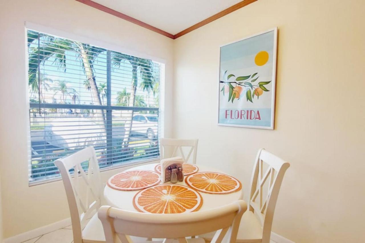 Paradise Sol 2Bd2Ba Condo On Golf Course Near Bch St. Petersburg Exterior photo