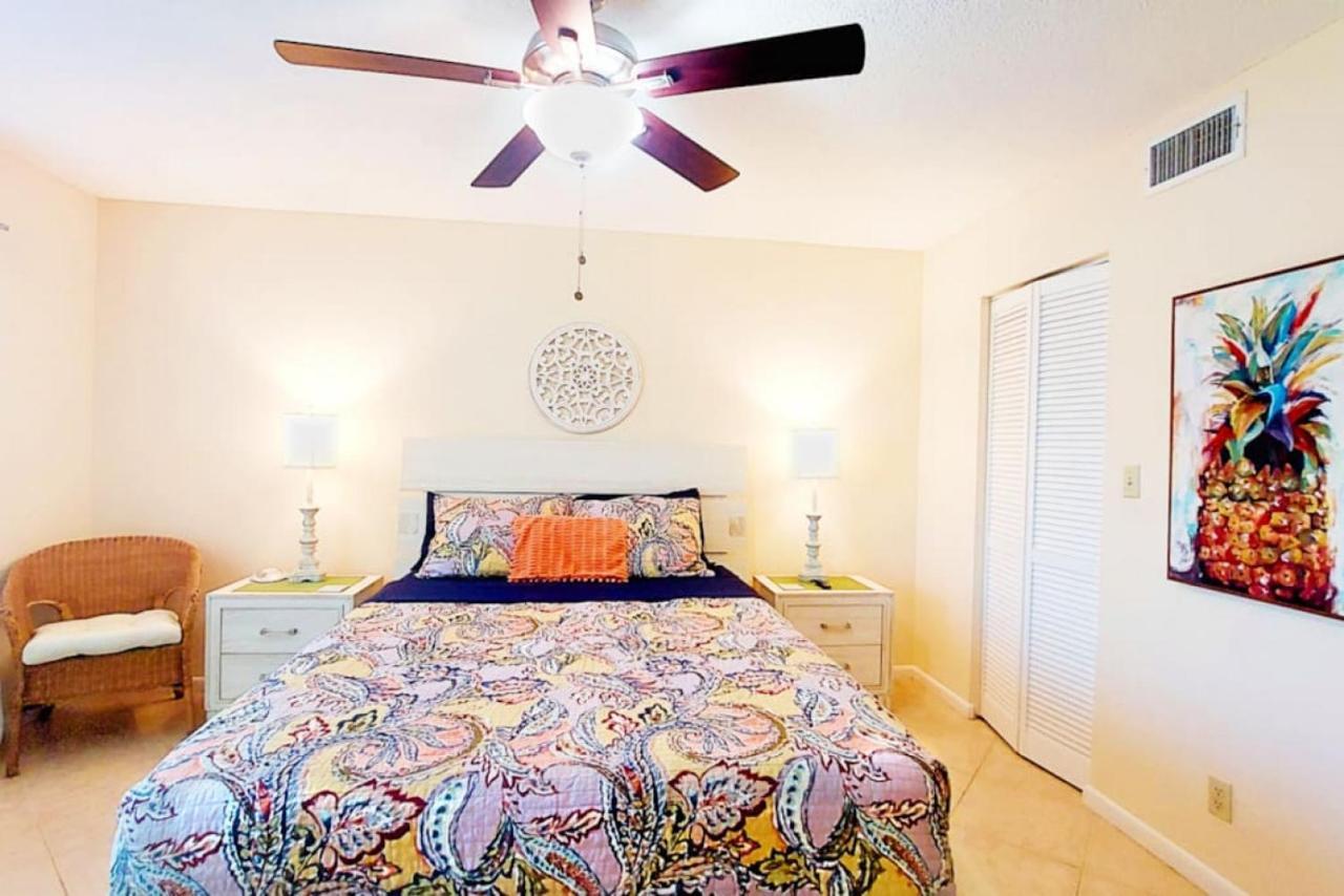 Paradise Sol 2Bd2Ba Condo On Golf Course Near Bch St. Petersburg Exterior photo