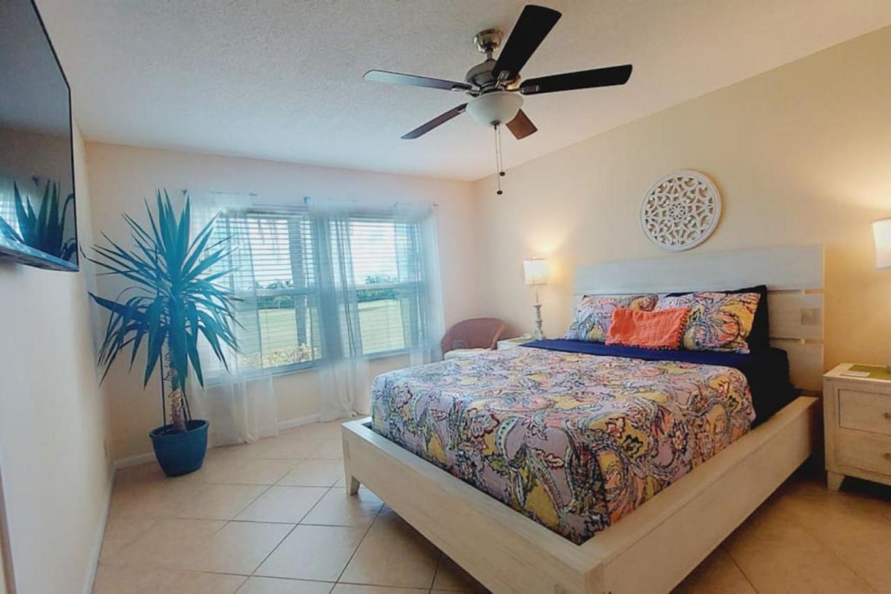 Paradise Sol 2Bd2Ba Condo On Golf Course Near Bch St. Petersburg Exterior photo