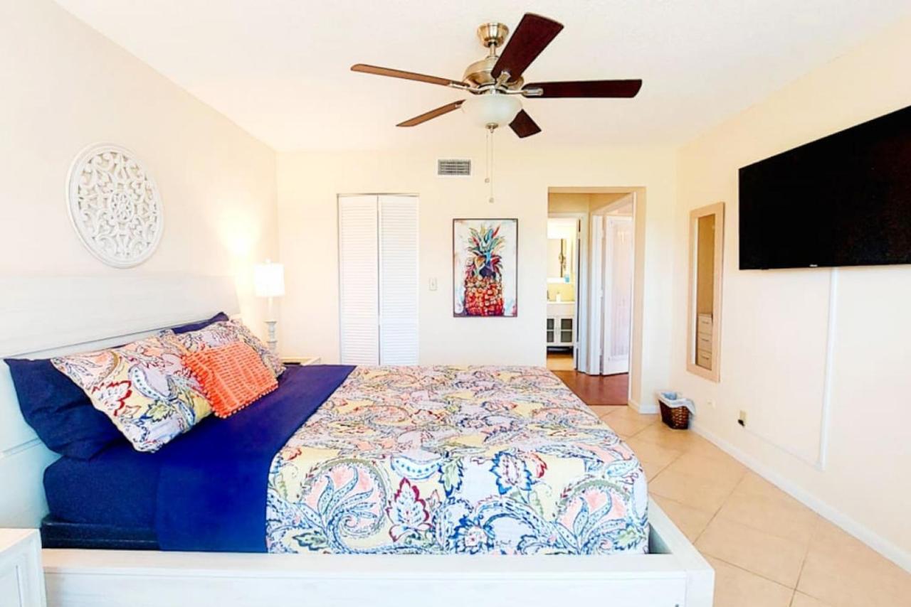 Paradise Sol 2Bd2Ba Condo On Golf Course Near Bch St. Petersburg Exterior photo